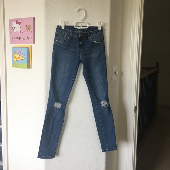 Tractr Other - Tractr Ripped Skinny Jeans